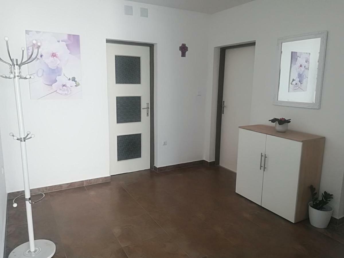 Apartman Franc Zara Esterno foto